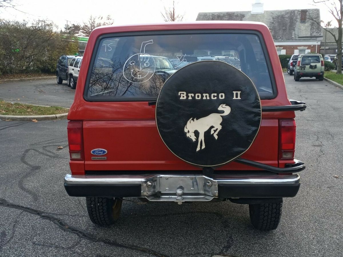 1986 ford bronco ii with 2.9-litre v-6 and automatic transmission with 4x4 hi/lo