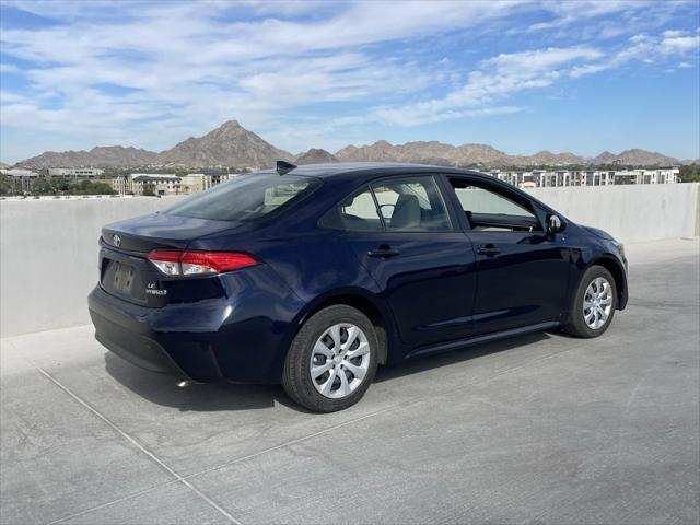 2024 toyota corolla hybrid le