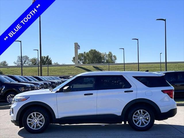 2021 ford explorer base