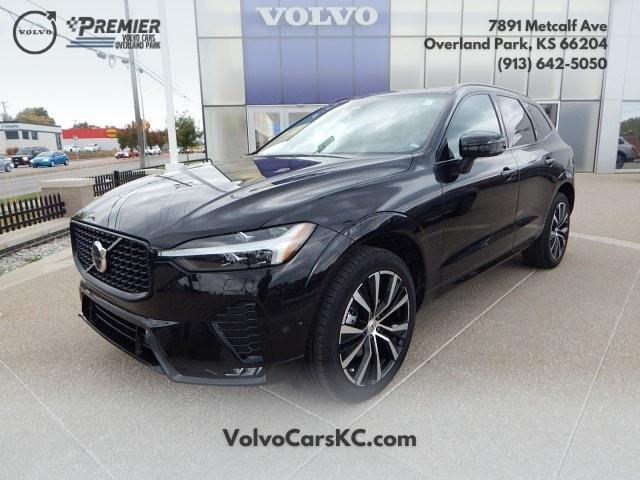 2023 volvo xc60 b5 plus dark theme