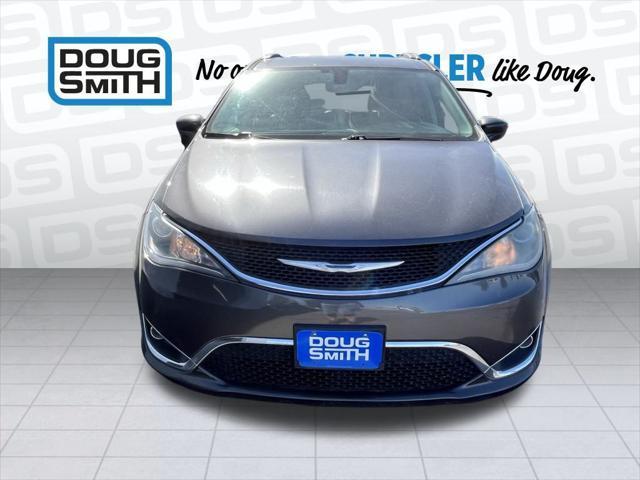 2018 chrysler pacifica touring l