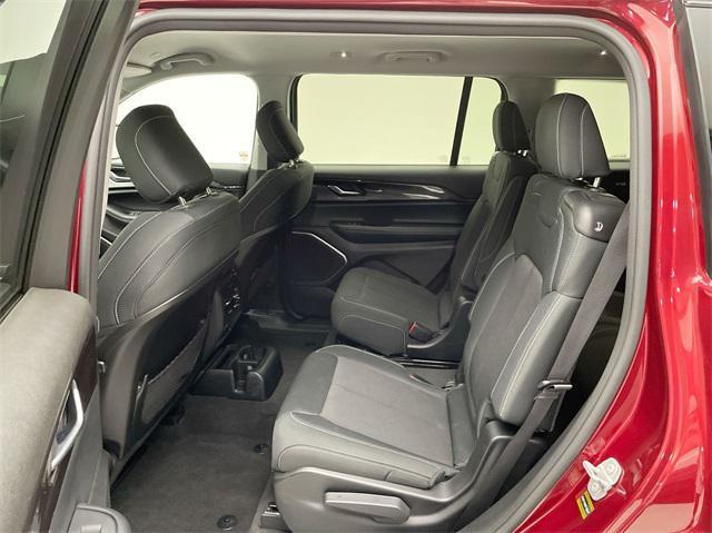 2022 jeep grand cherokee l laredo