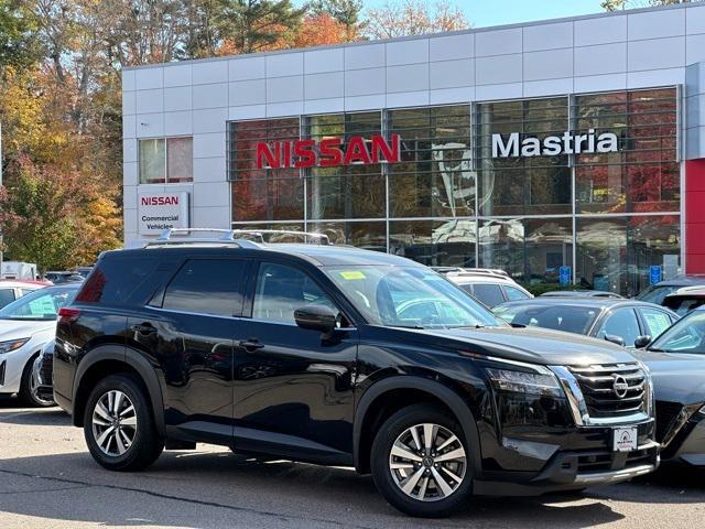 2023 nissan pathfinder sl