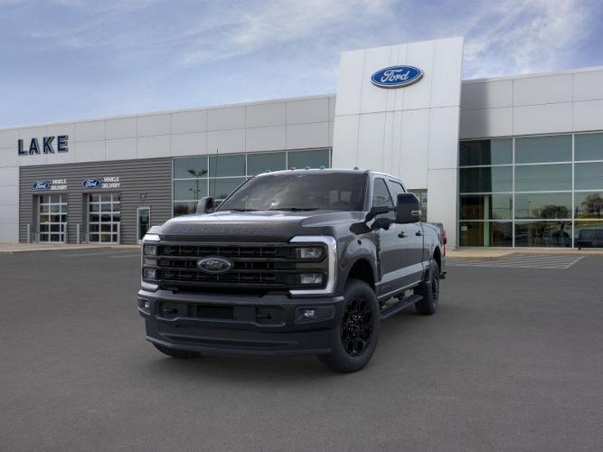new 2024 ford super duty f-250 srw lariat 4wd crew cab 6.75 box