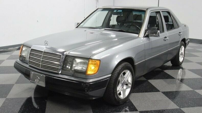 classic vintage chrome european benz 300e 3.0 inline 6 auto transmission gray