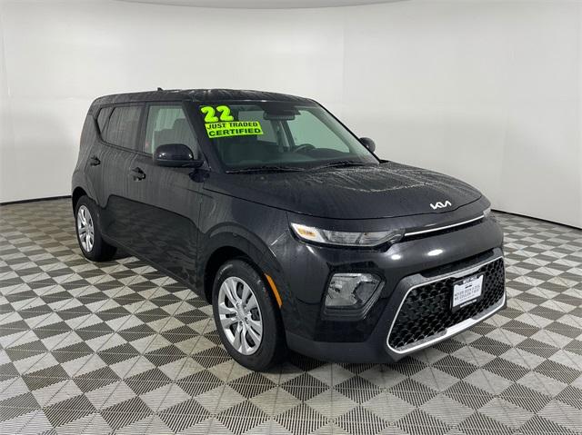 2022 kia soul lx