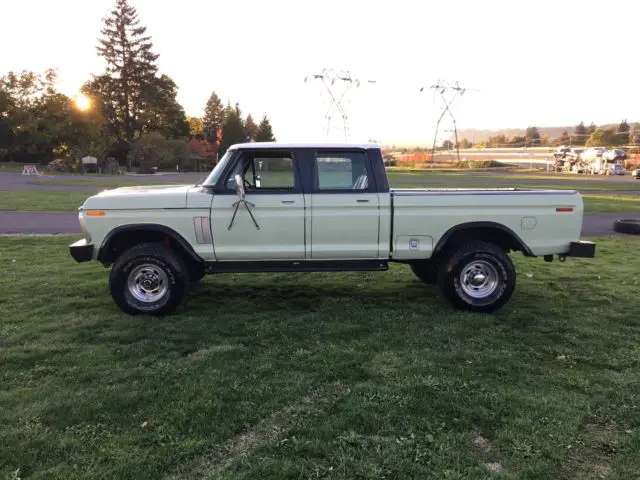 1976 ford f-250 crew cab 4x4 camper special 32,403 miles short bed