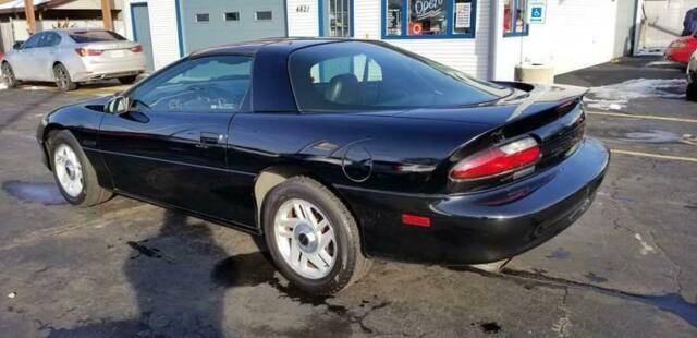 1994 chevrolet camaro z28 2dr hatchback manual 6-speed rwd v8 5.7l gasoline