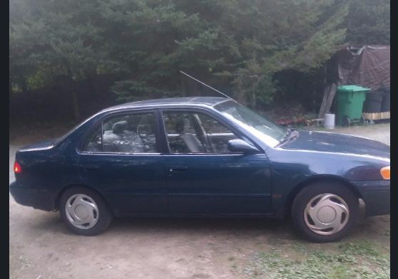 1998 toyota corolla in rhode island by owner