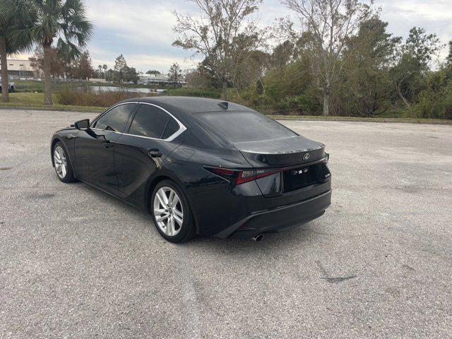 2021 lexus is 300 base