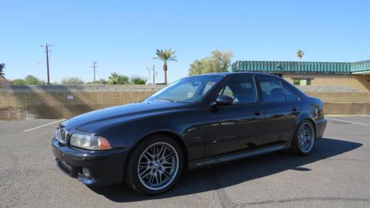 2002 BMW M5
