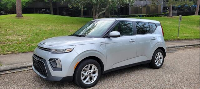 2020 kia soul lx