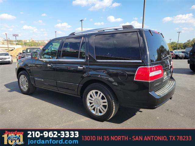 2014 lincoln navigator base