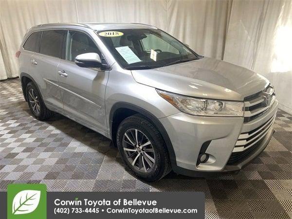 2018 toyota highlander in schaumburg, illinois