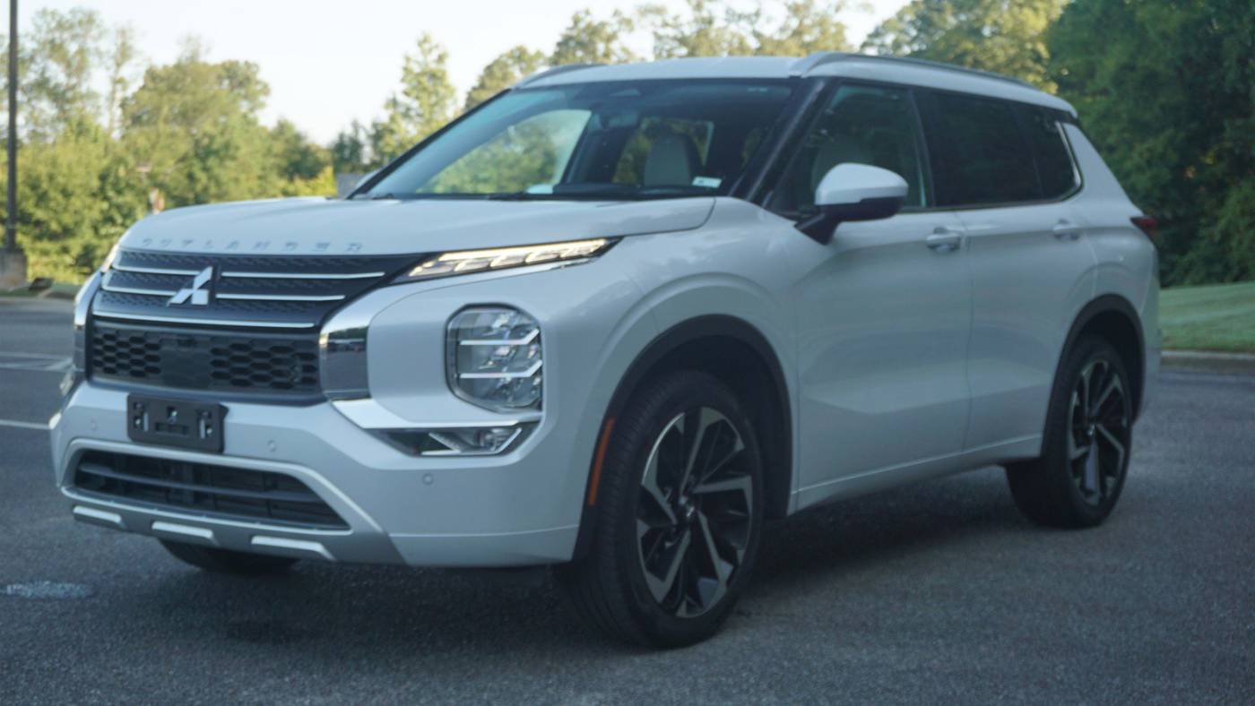 2024 mitsubishi outlander sel