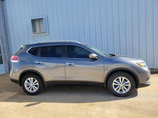 2015 nissan rogue in minneapolis, minnesota