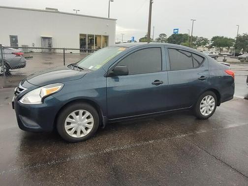 2015 nissan versa in saint louis, missouri