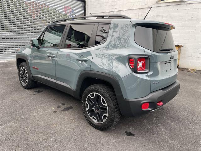 2016 jeep renegade trailhawk
