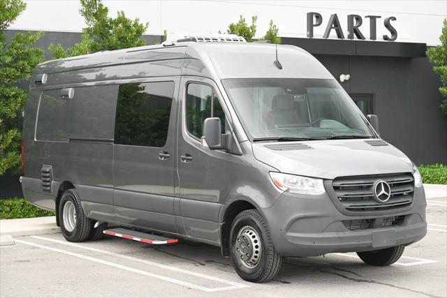 2022 mercedes-benz sprinter 4500 high roof v6