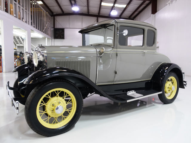 1931 ford model a rumble seat coupe, beautiful color combination!