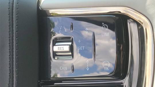 2025 Land Rover Range Rover Velar