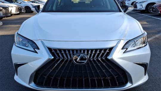2022 Lexus ES