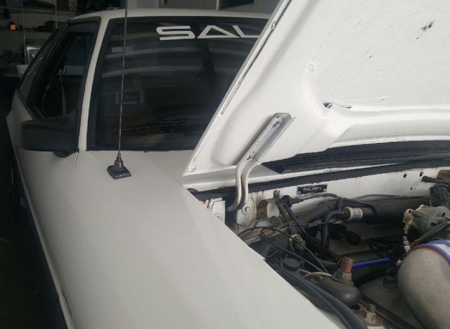 1989 ford mustang 2 door white / tan sport car (1 of 1)