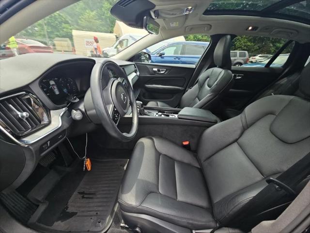 2022 volvo v60 cross country t mulliner