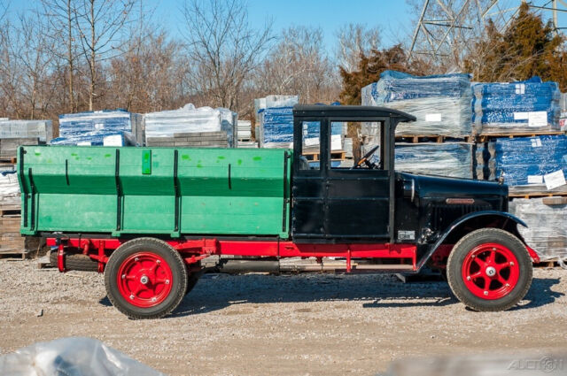 1928 international sf-34 1 â½-ton grain truck