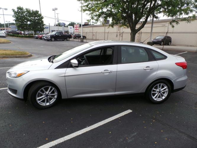 used 2016 ford focus se sedan louisville, ky 40216 for sale in louisville, kentucky