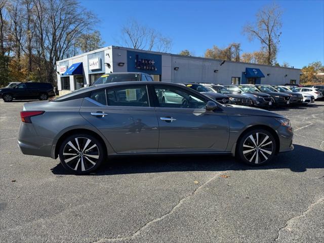 2019 nissan altima 2.5 platinum