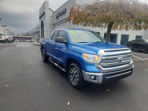 2016 toyota tundra in centennial, colorado