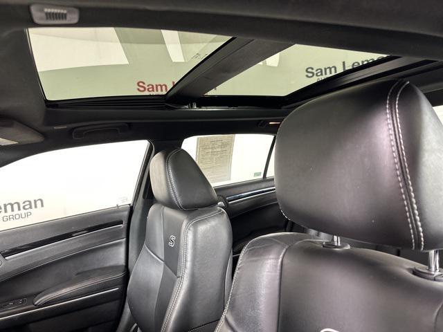 2018 chrysler 300 s
