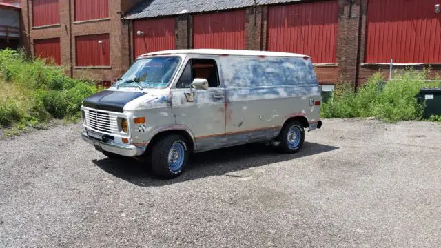 1976 g10 van