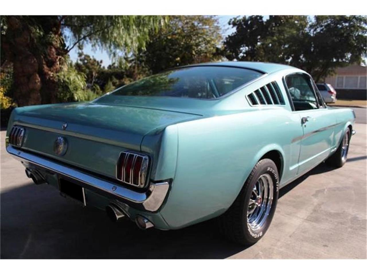 1966 ford mustang
