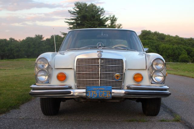 1968 mercedes 280s papyrus whit/black serviced 4spd manual! rare euro! no resrve
