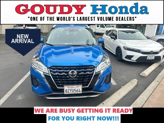 2021 nissan kicks sv