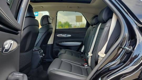 2023 Genesis GV70