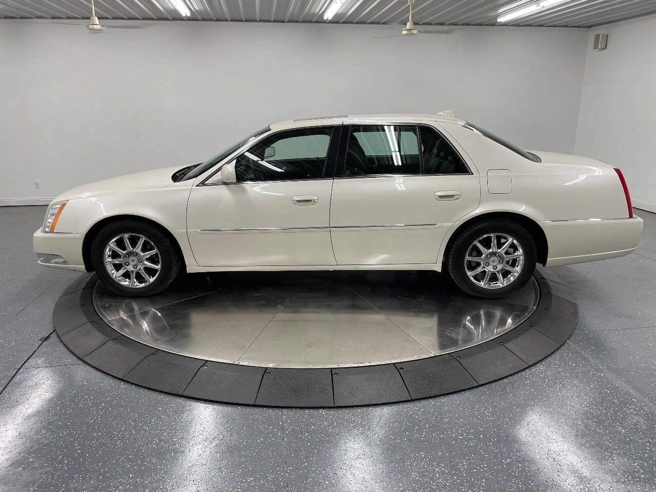 2010 cadillac dts