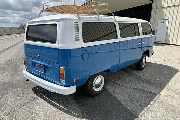 1973 blue/white volkswagen passenger bus - air conditioned, automatic trans