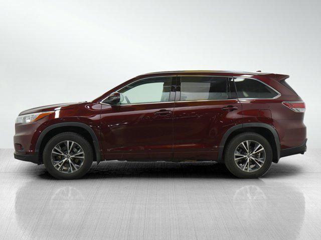 2016 toyota highlander xle