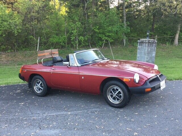 1976 mgb ready to have fun this little car is definitely fun to drive