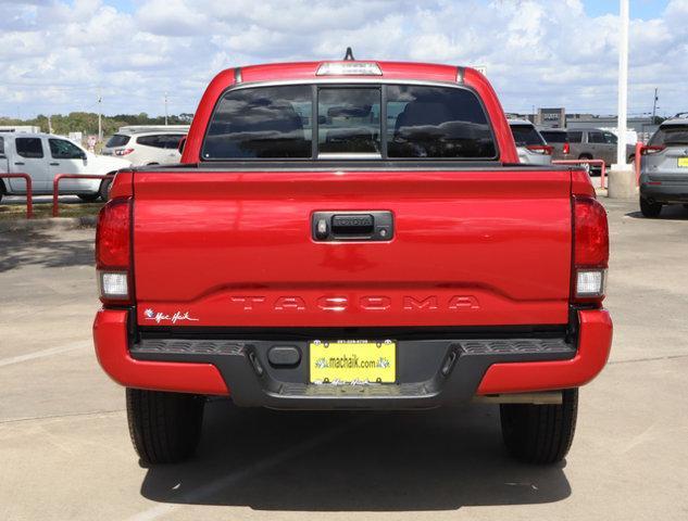 2022 toyota tacoma sr
