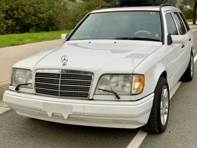 1994 mercedes-benz e320 wagon. a rare-find, low miles, well-cared-for classic!