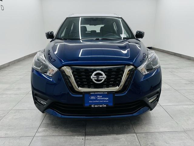 2020 nissan kicks sr