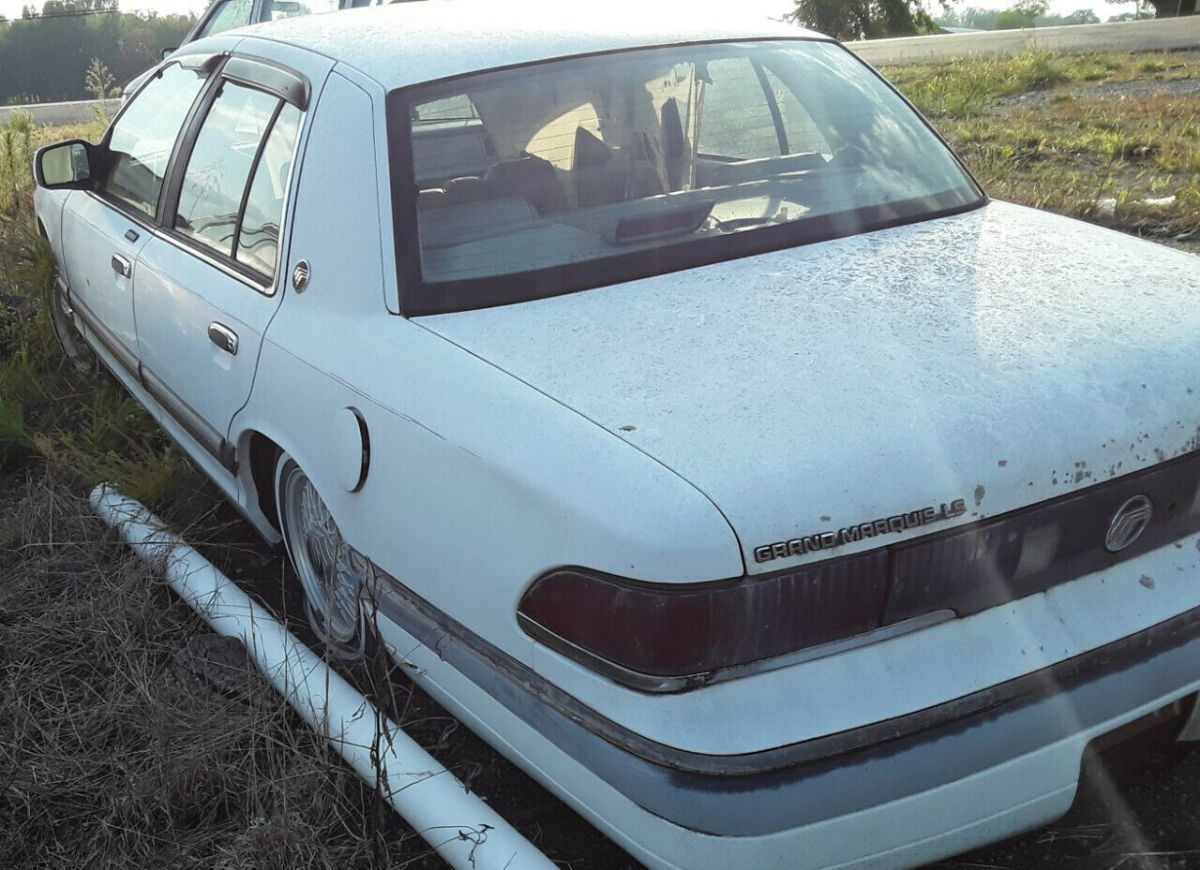 1992 mercury grand marquis parts car wrecked nr