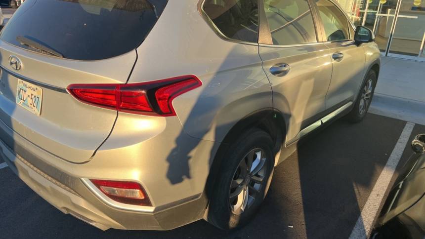 2020 hyundai santa fe se