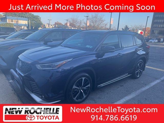 2021 toyota highlander xse