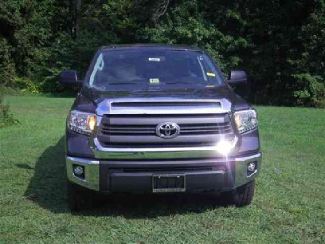 2014 toyota tundra sr5 in gloucester, va