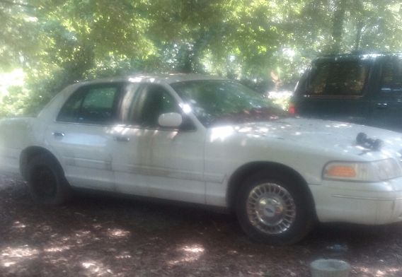 1999 ford crown victoria police int. in north carolina by owner
